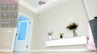 sweetie_peach__2025-03-26 Show (4/6)