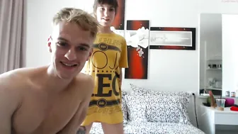 wearehottest  23 september 2017