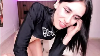 Karlaa_Jame first anal