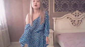 jennylemy  Sex plaything in her pussy