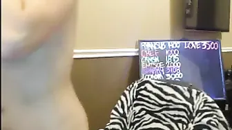 autumn_blonde  Lascivious female fucks herself