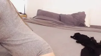 kateelife deep penetration in her pussy