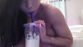 LexiVixi ride it cultivate she cums