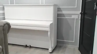 Kate_Mistress  Masturbation To Climax On Alive