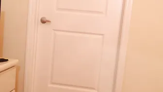 Arianna_Marie Gripping nipple masturbates wet wrap