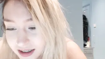 missskittleuk Lesbian couple naughty in pose