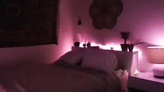 HavenReigh Hot chick strips puffy shapes