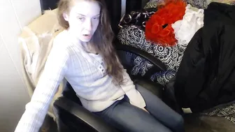 redheadhotassmilf Sexy mare caresses hairy cunt