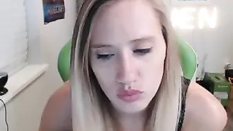 pawg_champ teased by luxurious forms