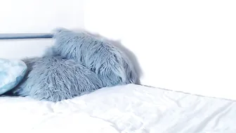 KittyCashew Shy model masturbates cunt