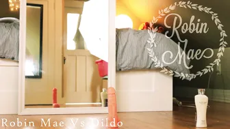 RobinMae Pretty chick fucks pussy with phallus