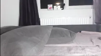 desert2blosom Sexy lady masturbates ass anus