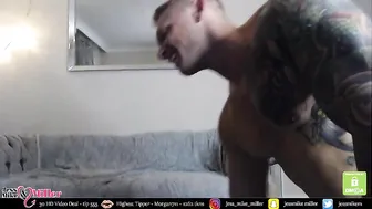 jessmike30 big breasted female fingering pussy