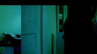 Zeta_bb cute girl shows the body