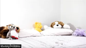 chloenight naughty babe gets pussy fucked