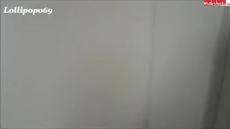 Lollipopo69 graceful beauty exposes big boobs