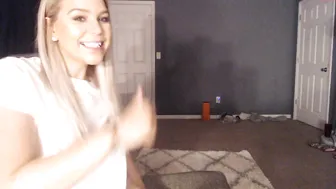 bigbootycutieexo fucks herself in the pussy with a toy