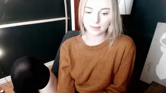 lillexie webmodel - jerks off and fucks her holes