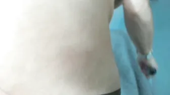 KellyHeart flirty chick shows vagina