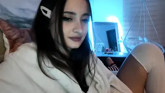 evenight gorgeous ladies chatting in free chat