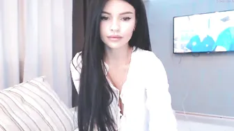 mikki_g pushes the whole toy