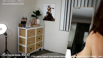 xbriannabellx cute girl pulls sex lips