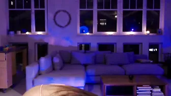 triciafox cute lady jerking off her cunt