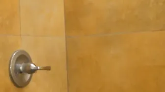 kateelife  legs apart pulling pussy