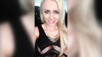 Alix Lynx  manyvids hot brunette girl pulls her pussy