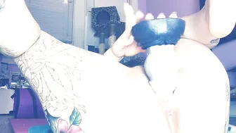 Syren Cove  manyvids cute slut caresses beautiful tits