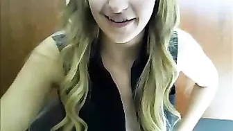 GingerBanks manyvids busty babe shows forms