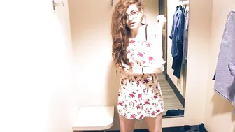 tidecallernami  manyvids incendiary hottie gently jerks off her cunt