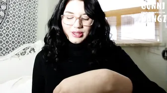 Bunni Bangz  manyvids beauty sucks penis