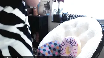 BaileyRayne  manyvids thin slut jerking in the shower