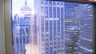 LauraParadise manyvids luscious whore rubs boobs with oil