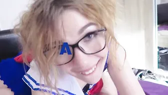 deepbunnyhole manyvids black-haired prank masturbates with a vibrator