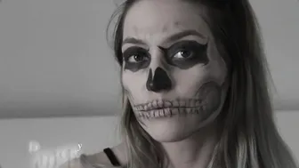 Domino Faye manyvids cute brunette with natural tits chatting in fries