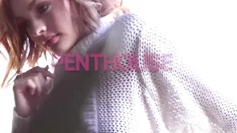 Mary Moody manyvids cool skinny rubs her lips sex