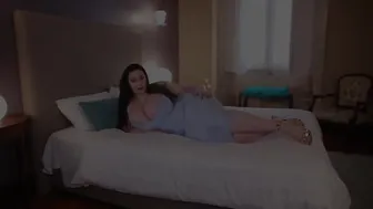 Anastasia Lux manyvids charming model fucks sex toy