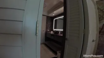 Reagan Foxx manyvids beautiful bitch - deliciously jerks off her cunt