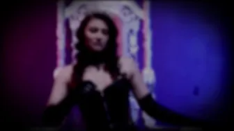 Ellie Idol manyvids juicy harlot masturbating vagina