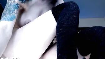 AnnaMolli manyvids adorable bitch riding a dildo