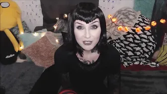 Slutty_Spice manyvids gorgeous mare seduces with big tits