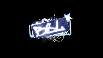 Kittyvickie6 manyvids busty chick poses for the camera