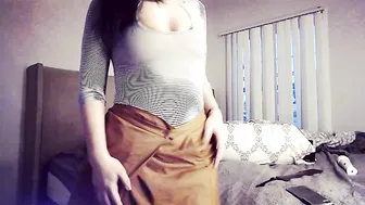 Moiramoon manyvids cute slut fucks vaginal opening