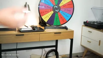 effyloweell cute bitch caresses sex lips