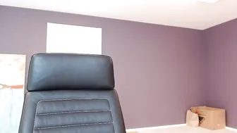 hollashow adult bitch dabbles with rubber penis