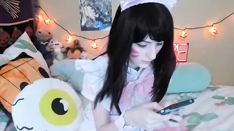 tweetney tender small fucks herself in the pussy