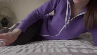 Legendarylootz manyvids slutty babe bares big tits