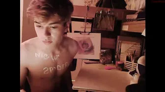 ayden_d naughty slut fucks anus phallus